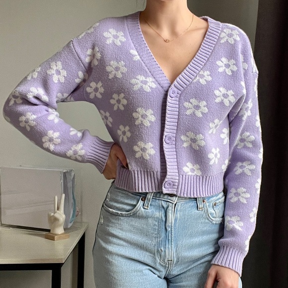 🔥Floral Hollister Cardigan - Picture 2 of 10